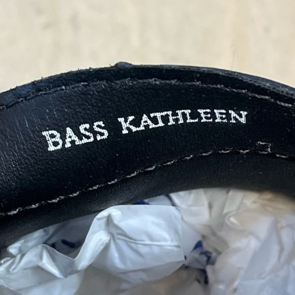 NWOB G.H. Bass Weejuns | Kathleen Classic Penny Loafers Navy Leather Size 6 - Picture 4 of 16